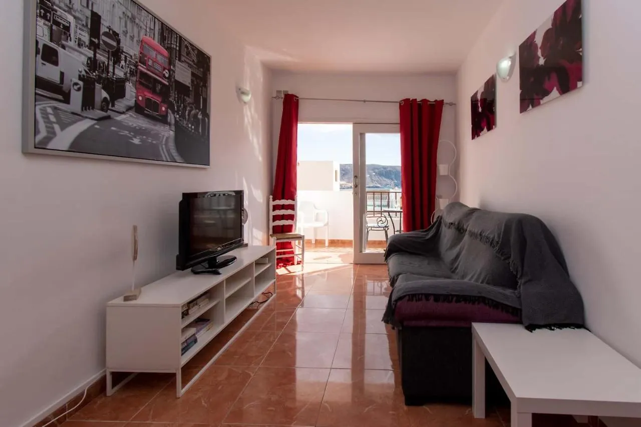 Virginia 1 Bed Apartment Los Cristianos  0*, Los Cristianos (Tenerife)